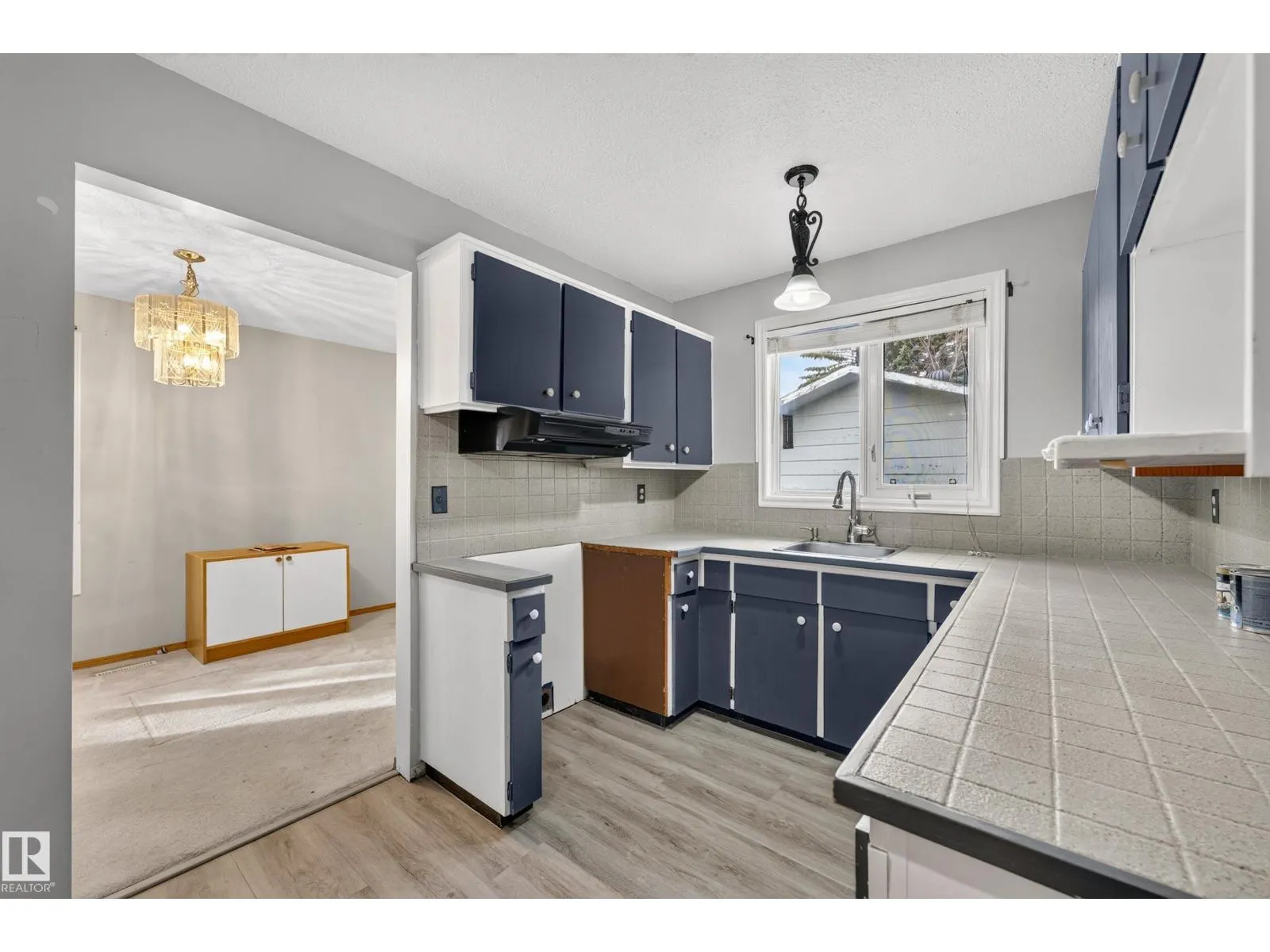 119 MAIN BV
