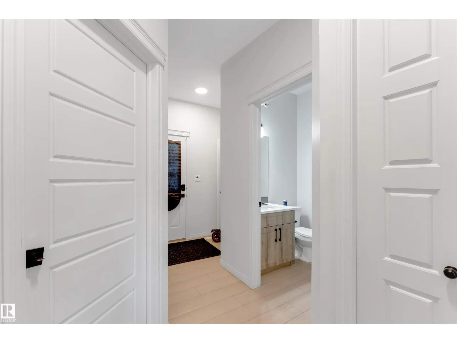 1263 Watt DR SW