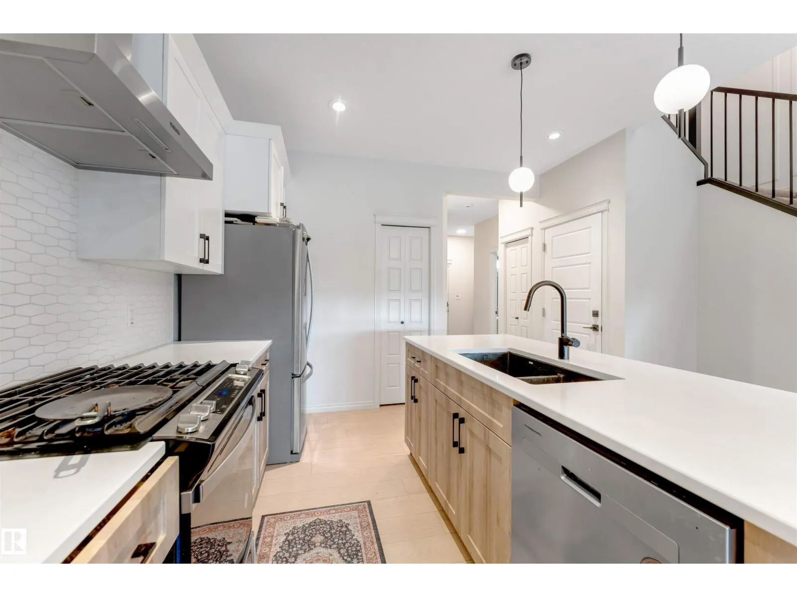 1263 Watt DR SW