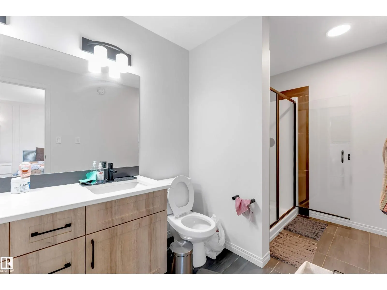 1263 Watt DR SW
