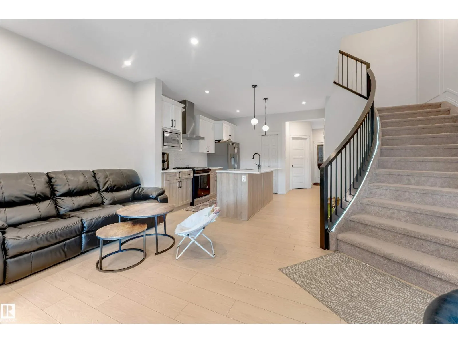 1263 Watt DR SW