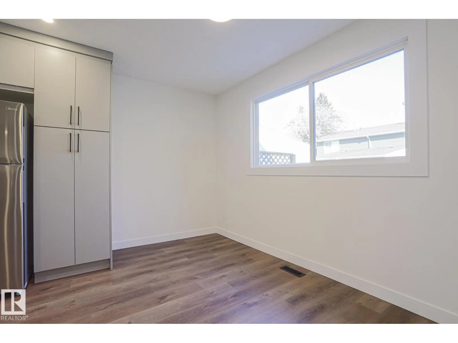 3237 132A AV NW