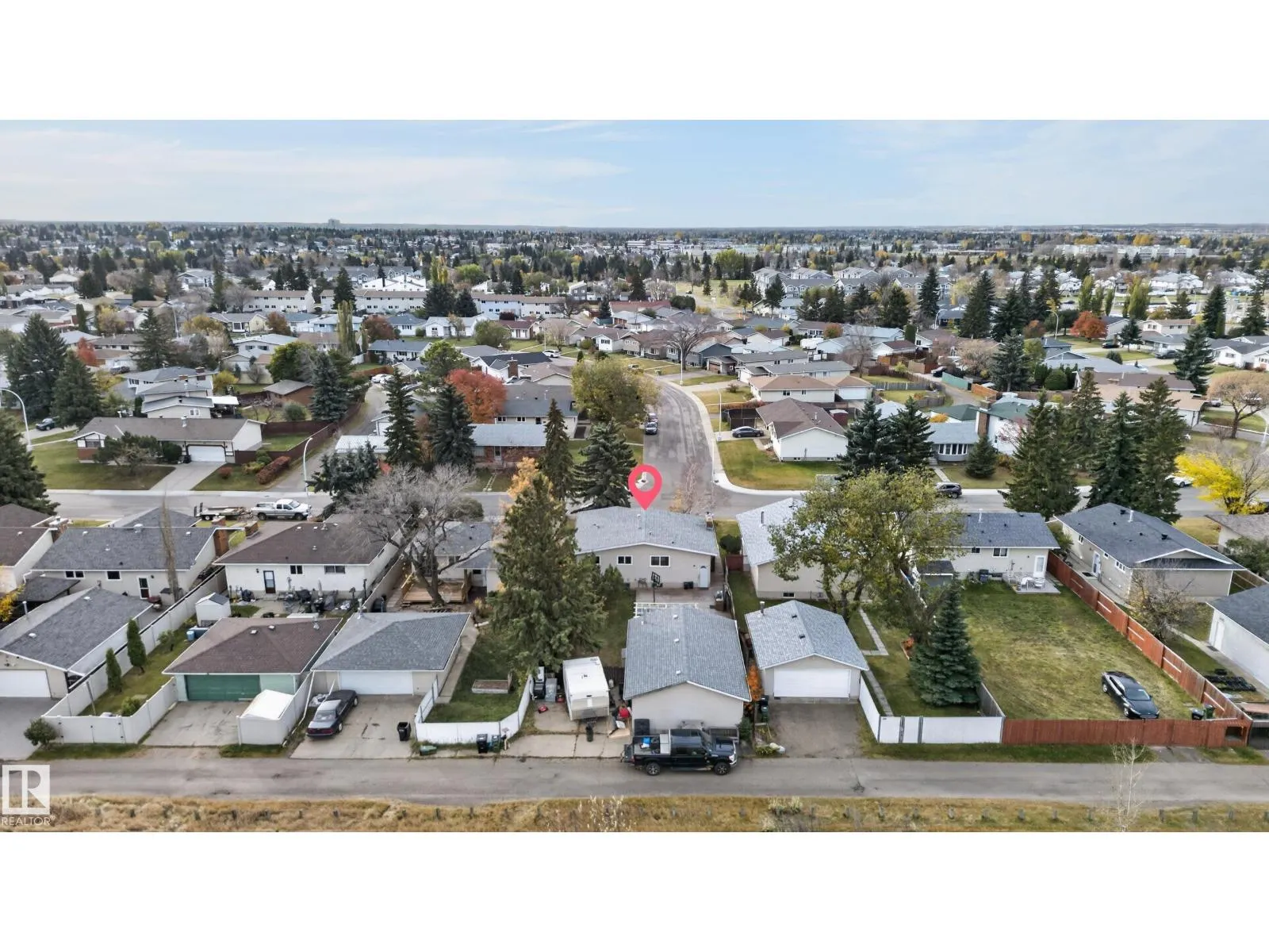 7216 44 AV NW NW