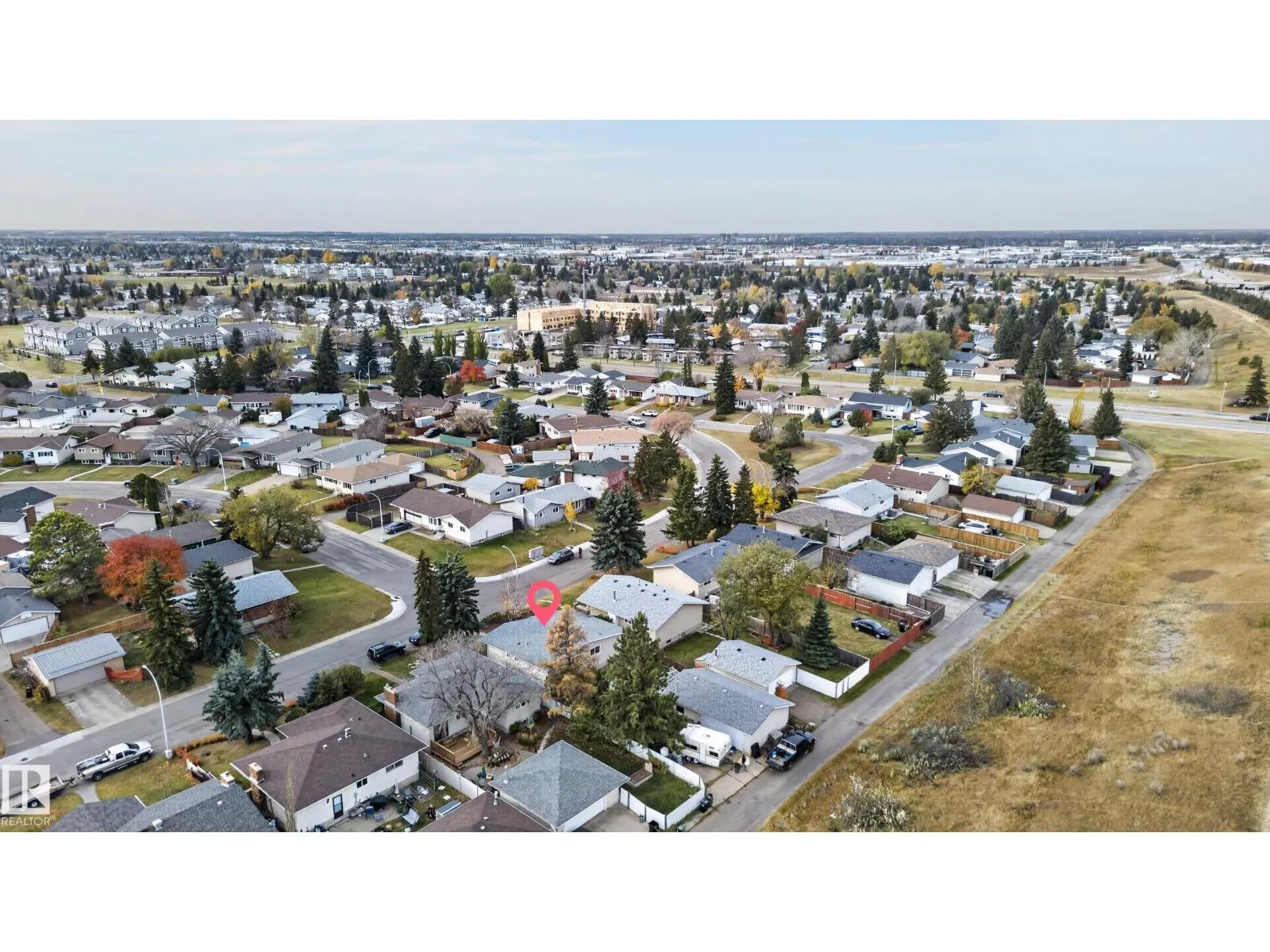7216 44 AV NW NW
