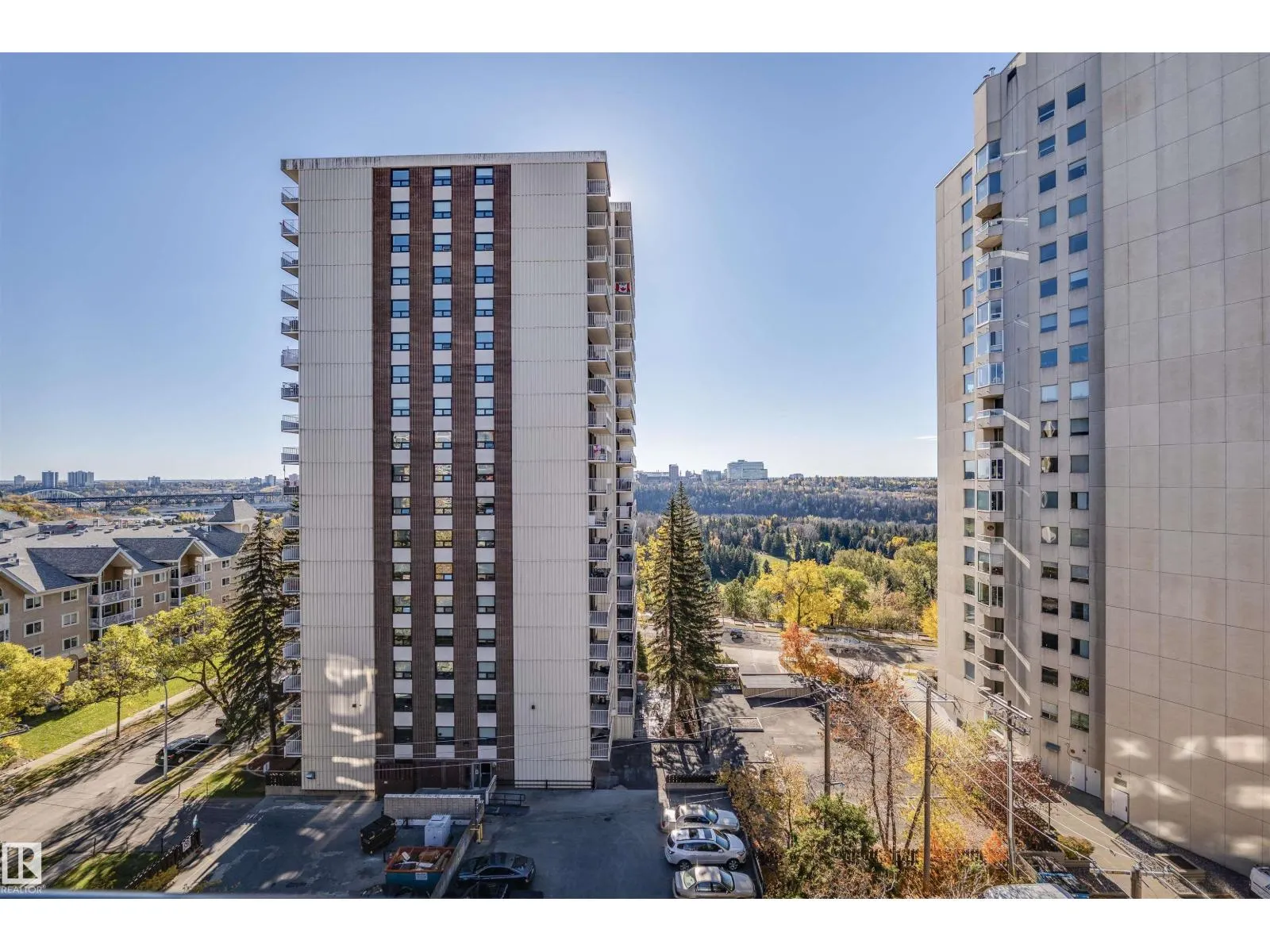 #9A 10050 118 ST NW NW