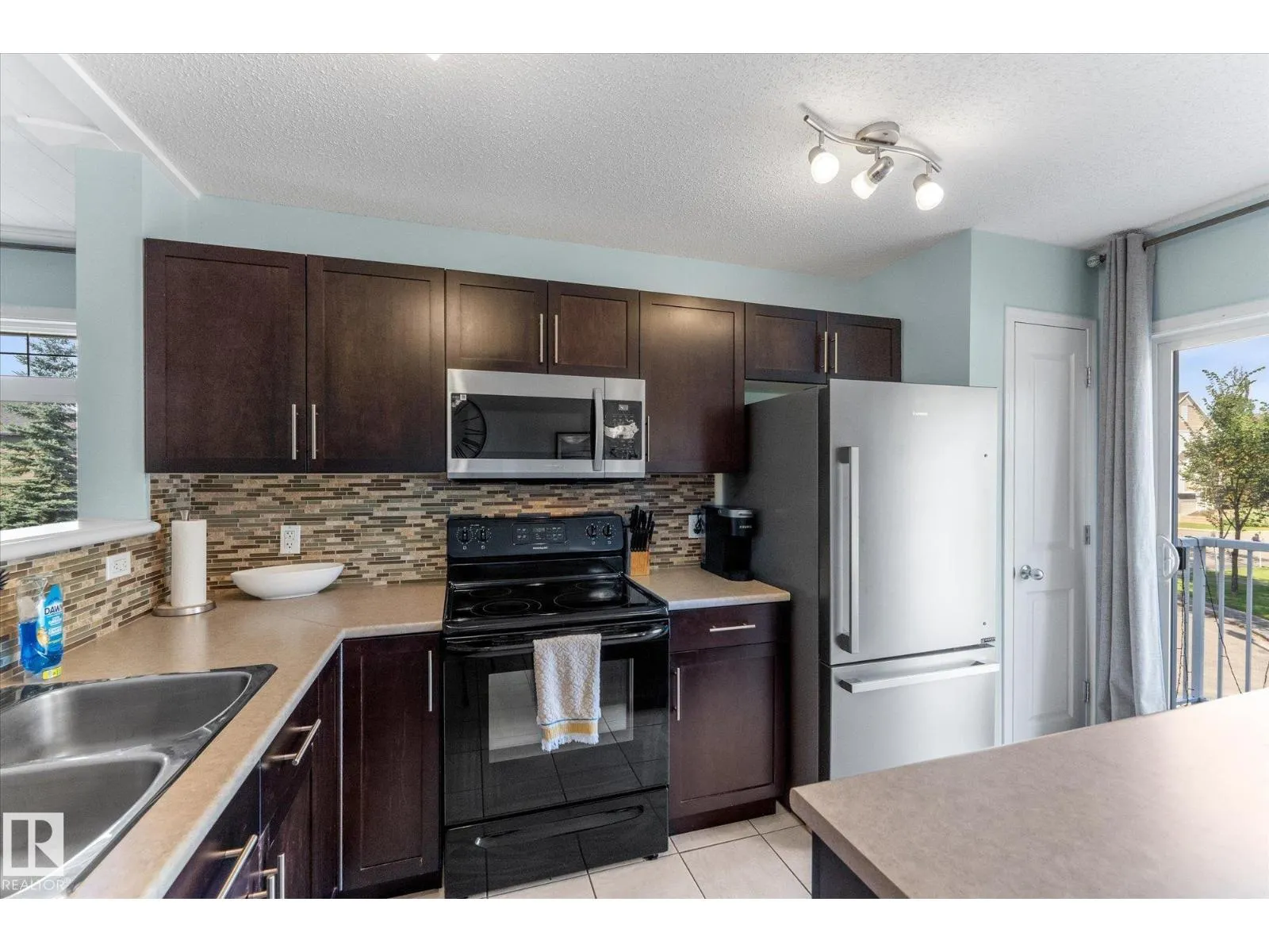 #109 1804 70 ST SW