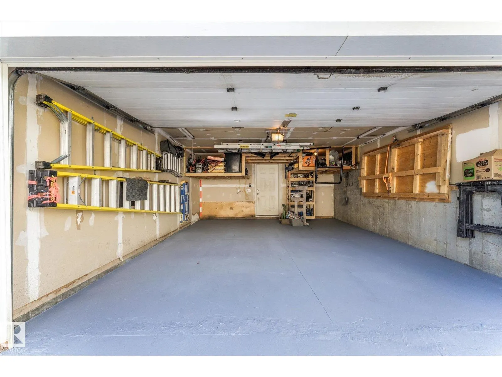 #109 1804 70 ST SW
