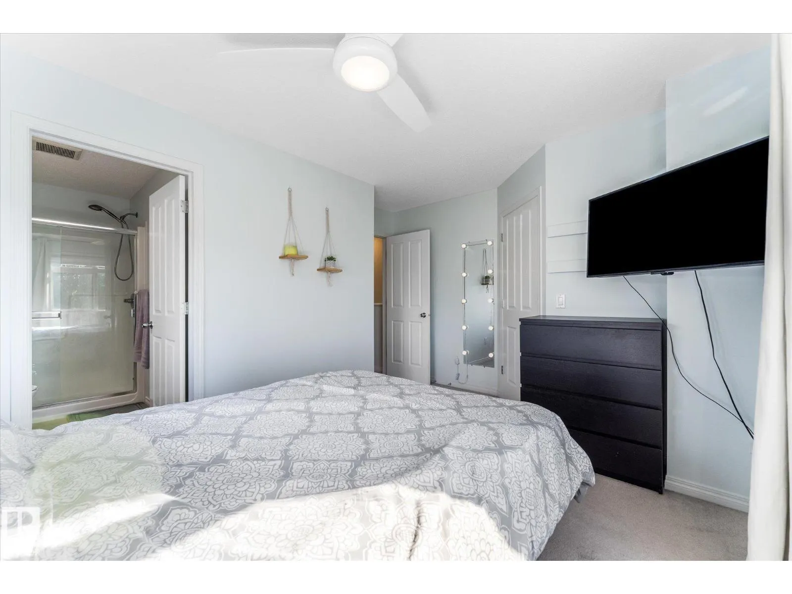 #109 1804 70 ST SW