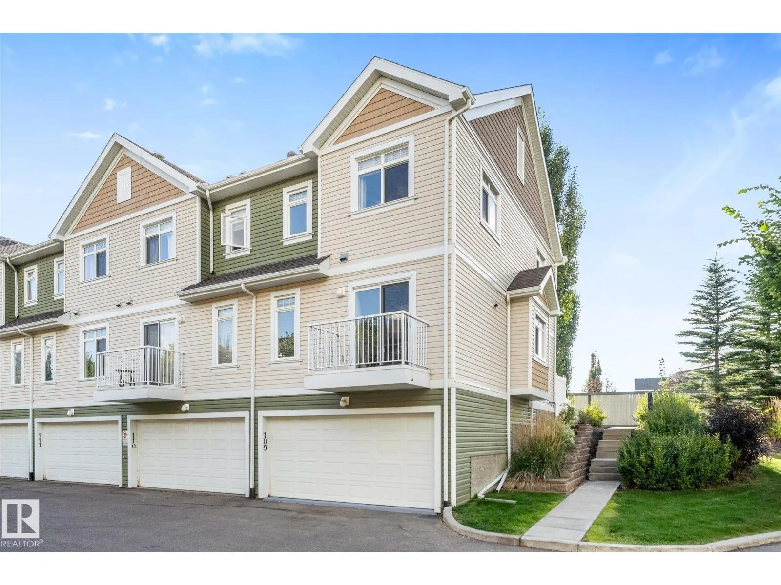 #109 1804 70 ST SW