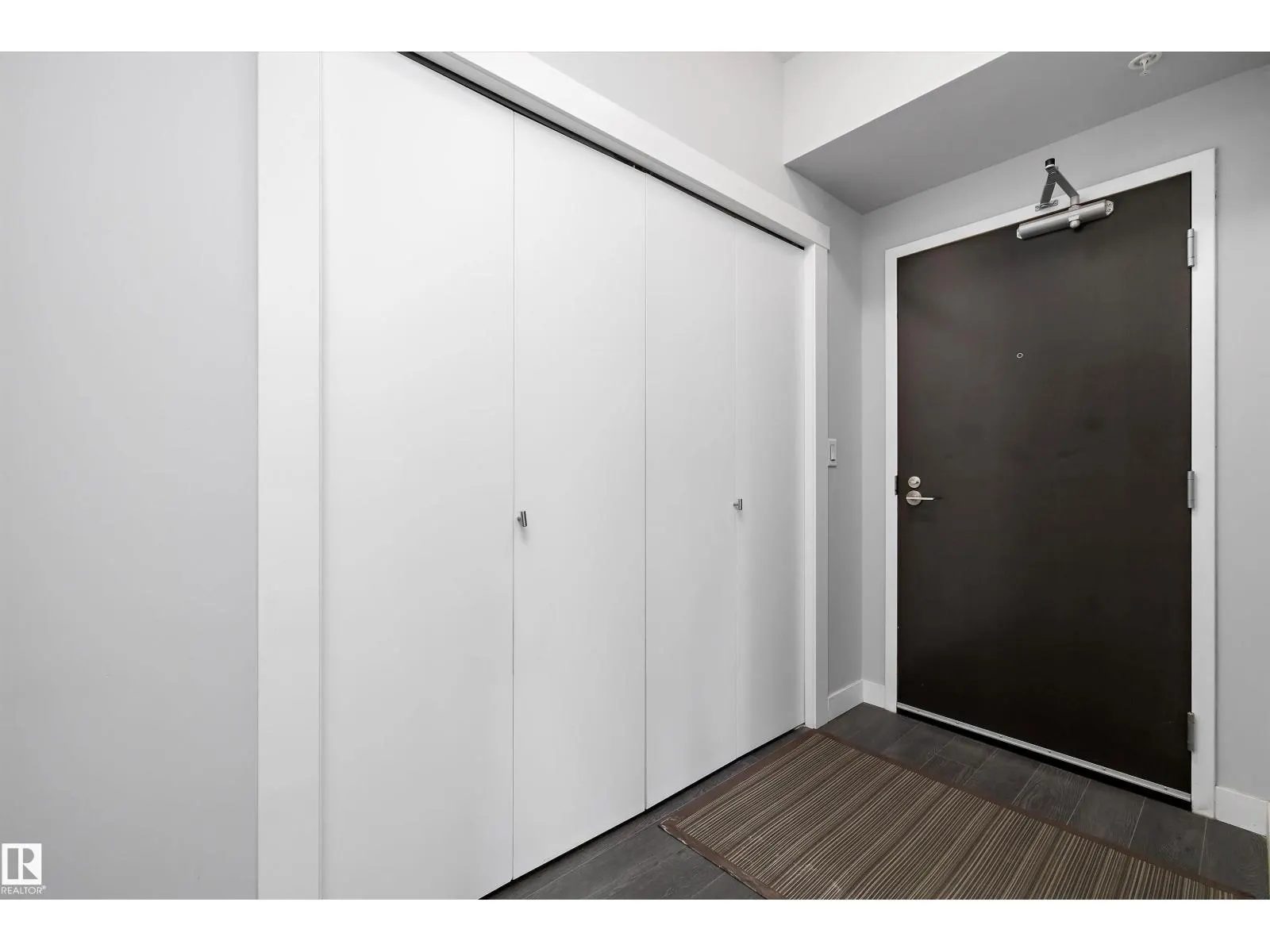 #1804 10226 104 ST NW