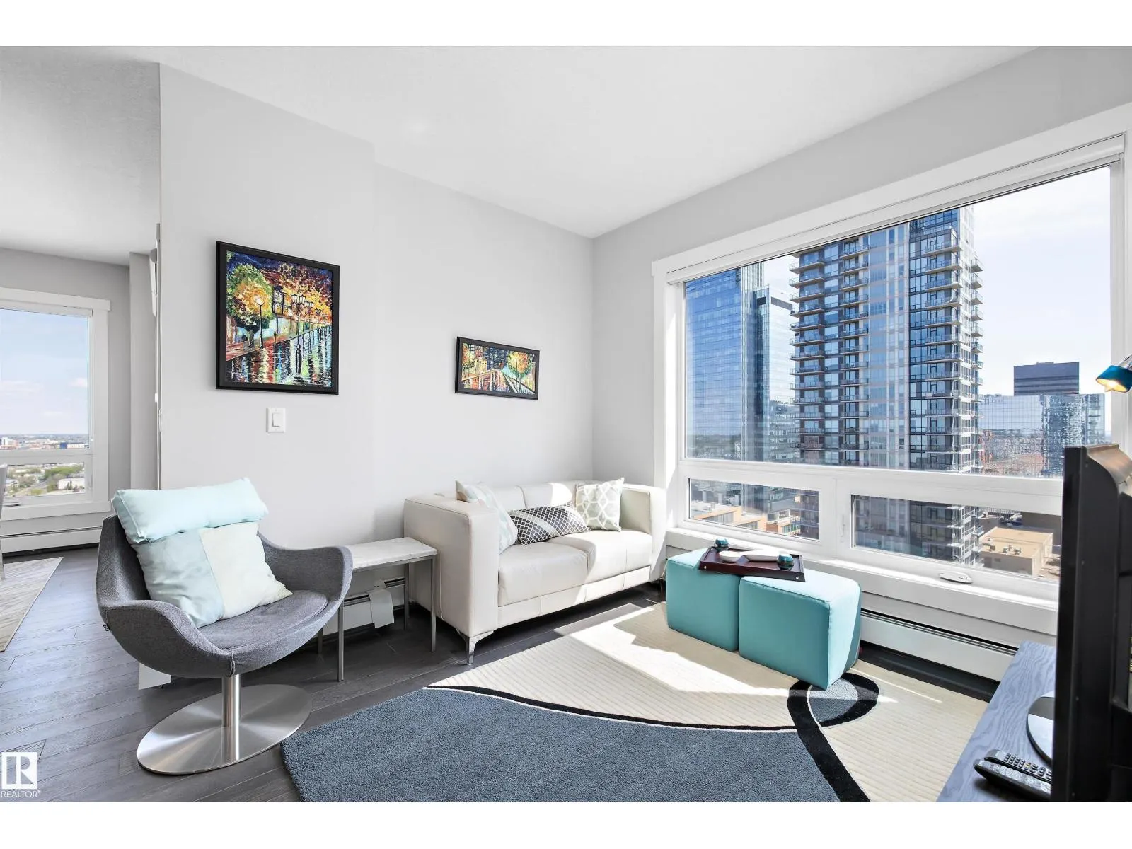 #1804 10226 104 ST NW