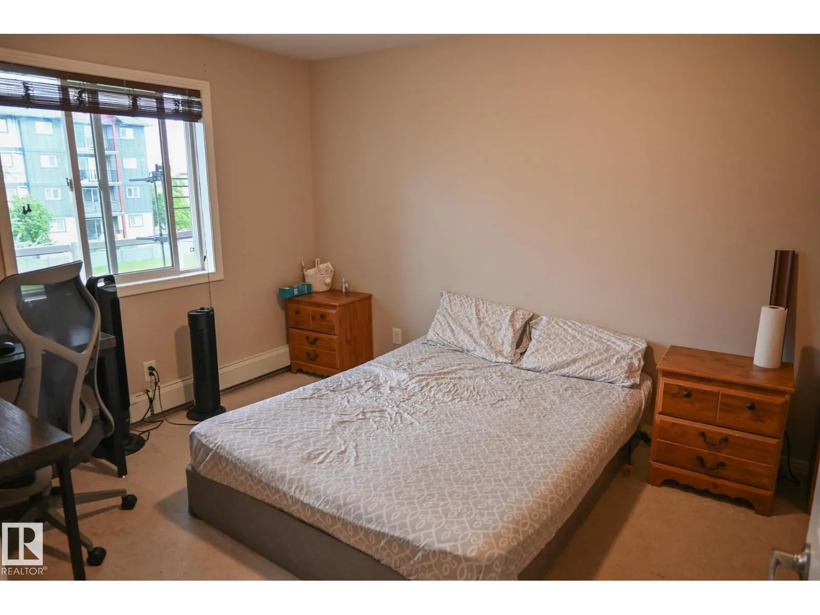 #316 5005 165 AV NW