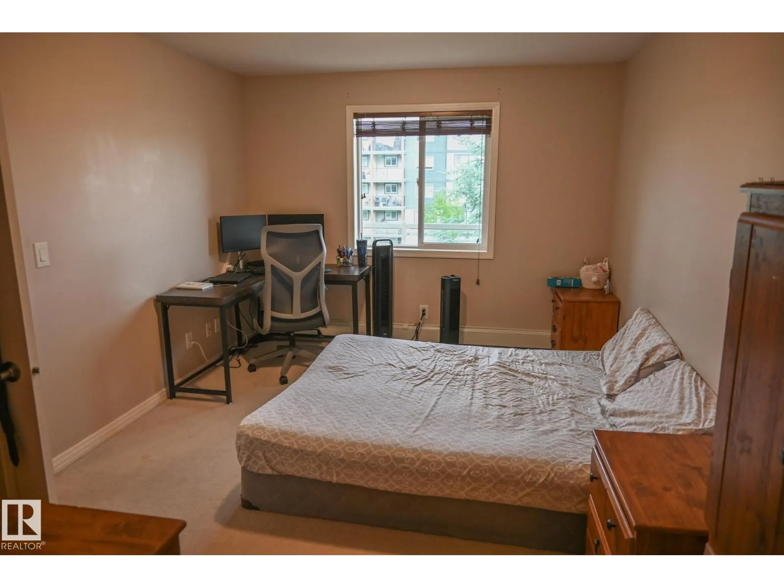 #316 5005 165 AV NW