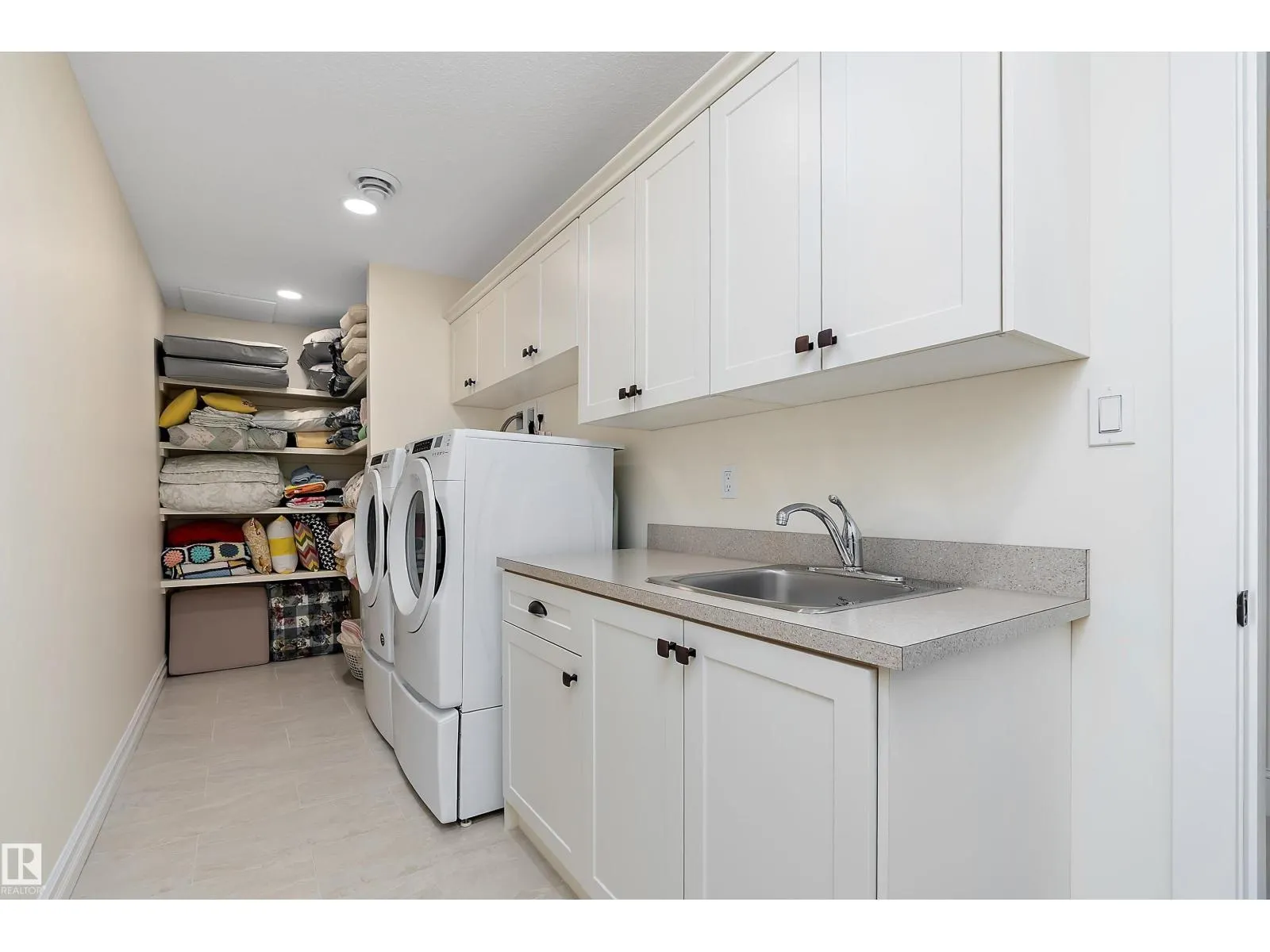 17 55101 STE. ANNE TR