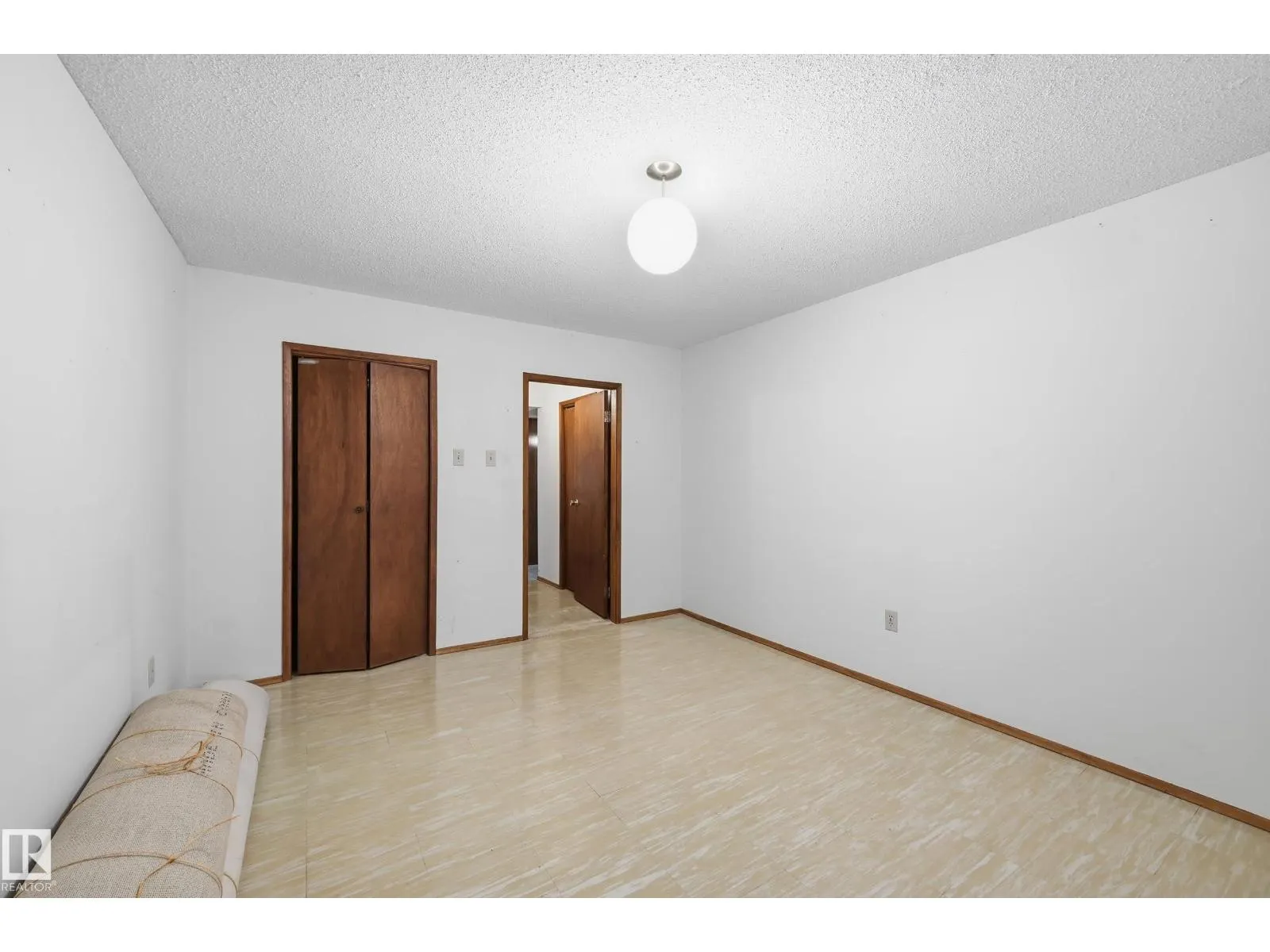 15019 84 ST NW