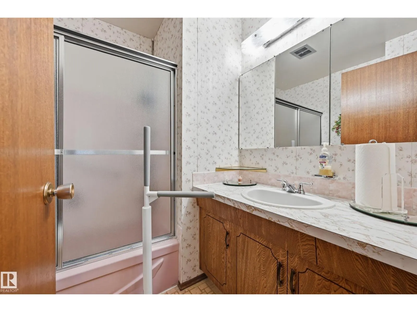 15019 84 ST NW