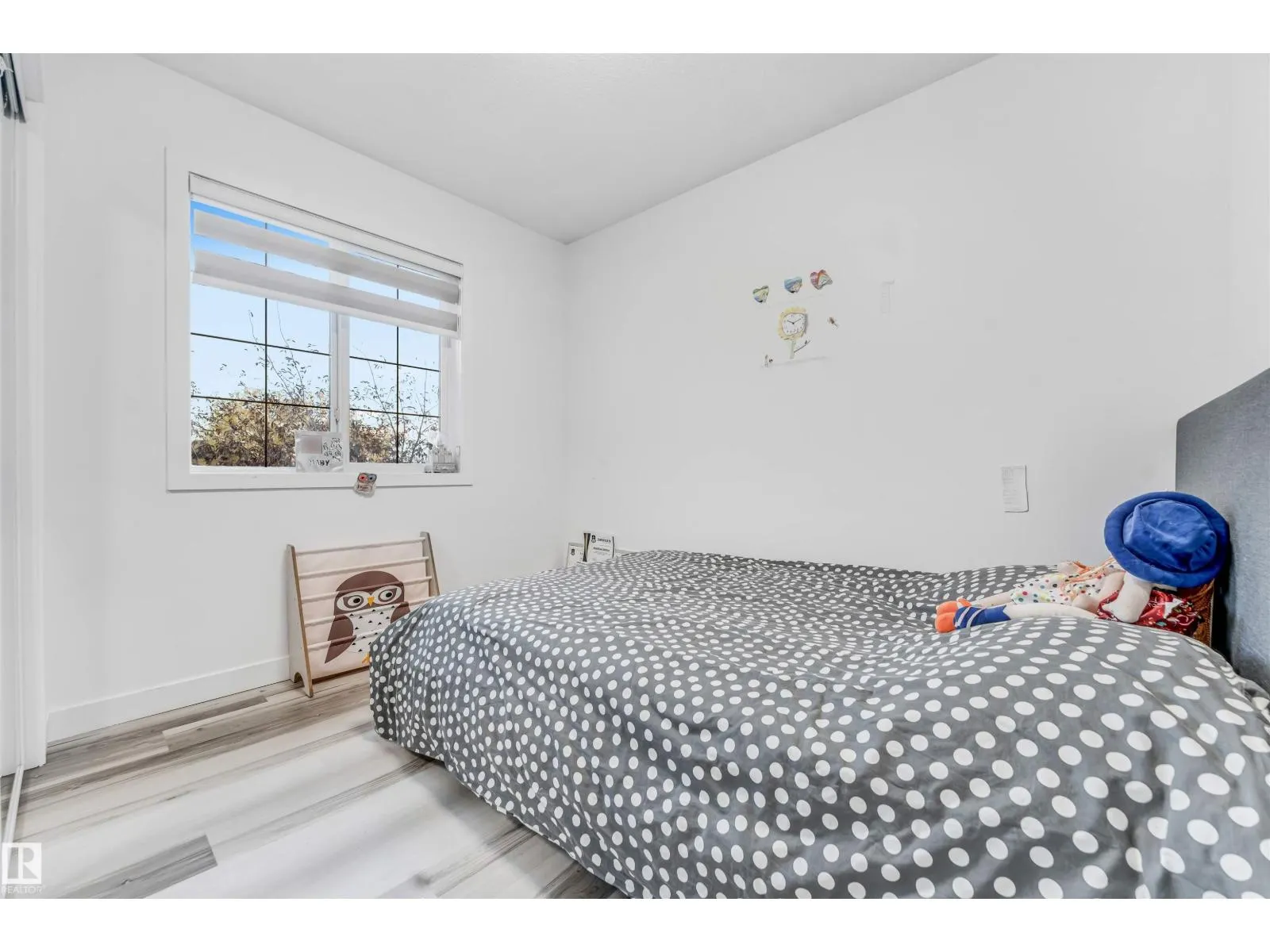 1828 36 AV NW