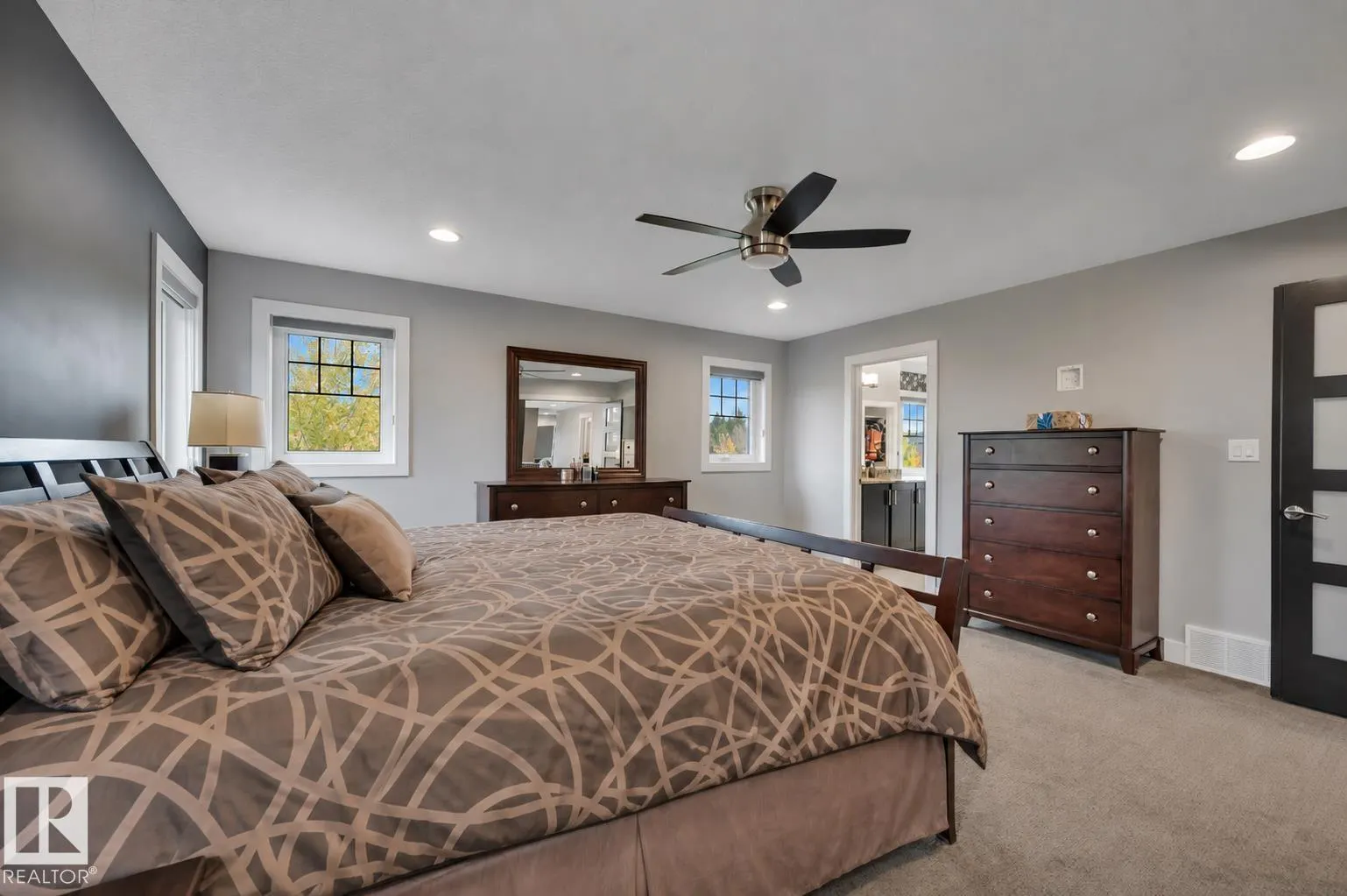 4431 KENNEDY CV SW