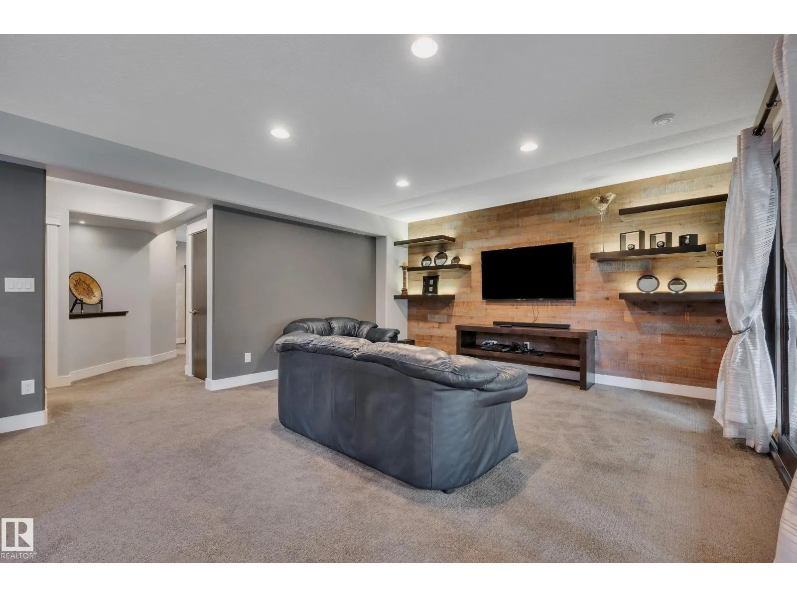 4431 KENNEDY CV SW
