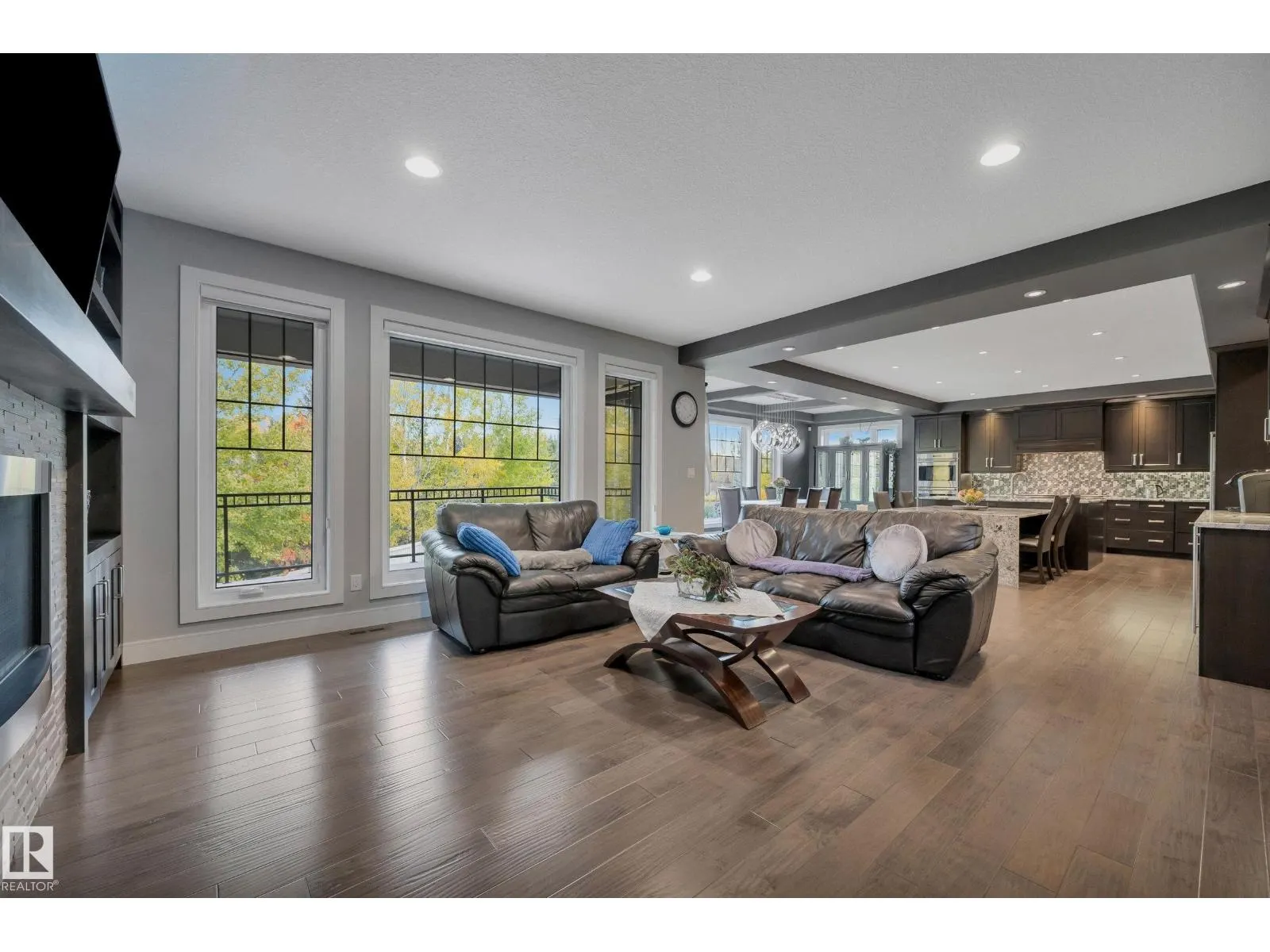4431 KENNEDY CV SW