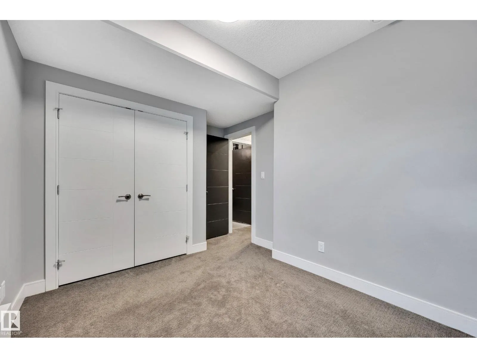 4431 KENNEDY CV SW