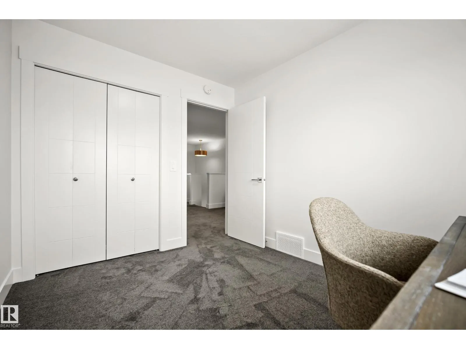 175 KINGLET BV NW