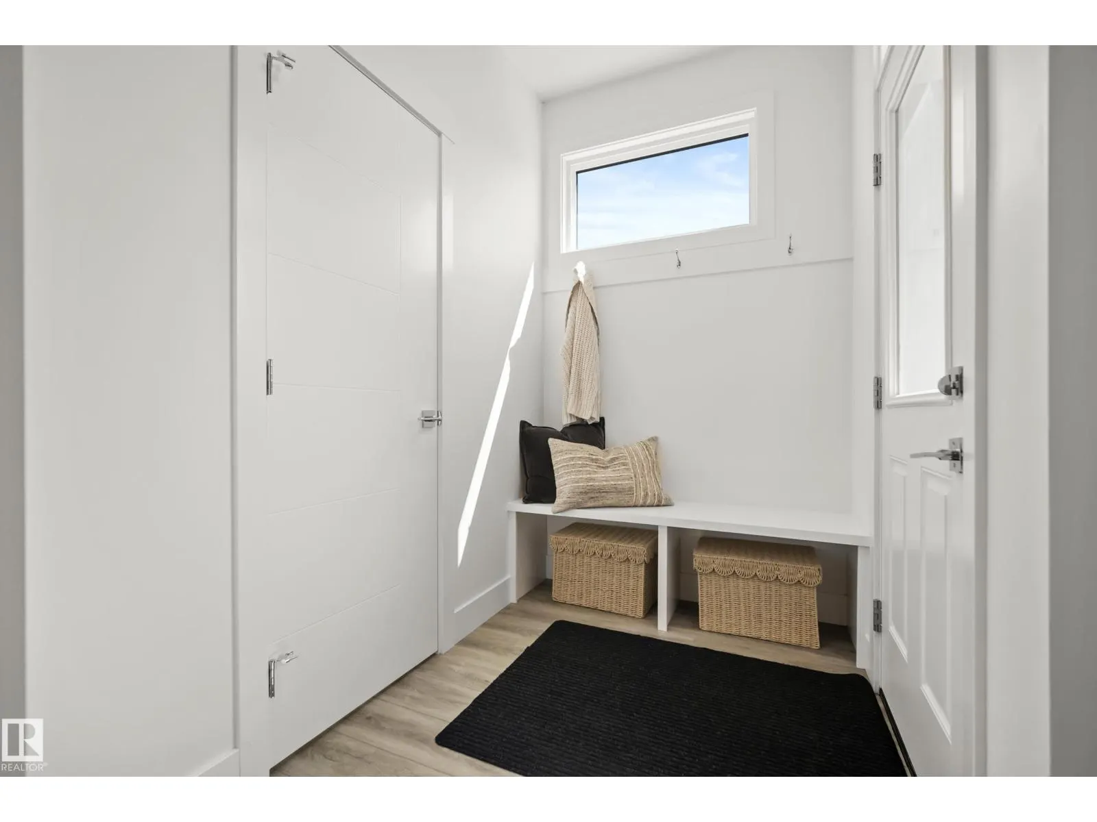 175 KINGLET BV NW
