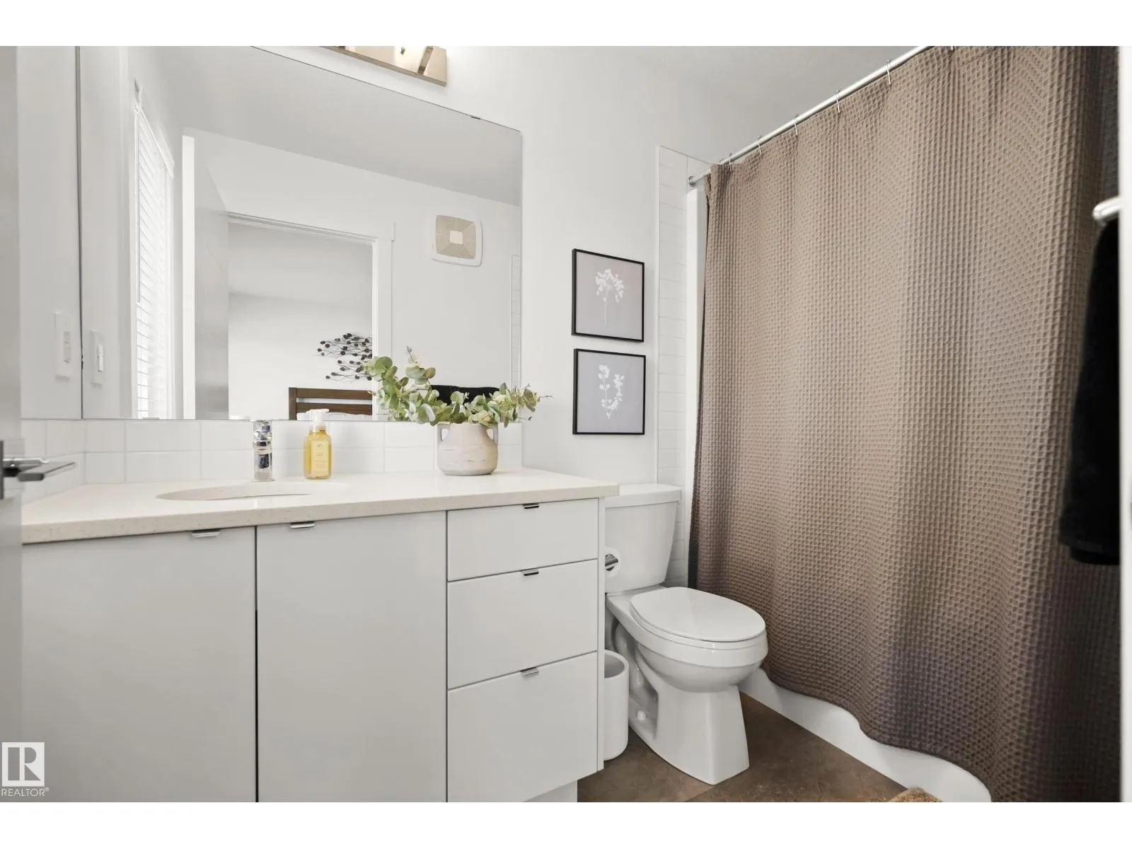 175 KINGLET BV NW
