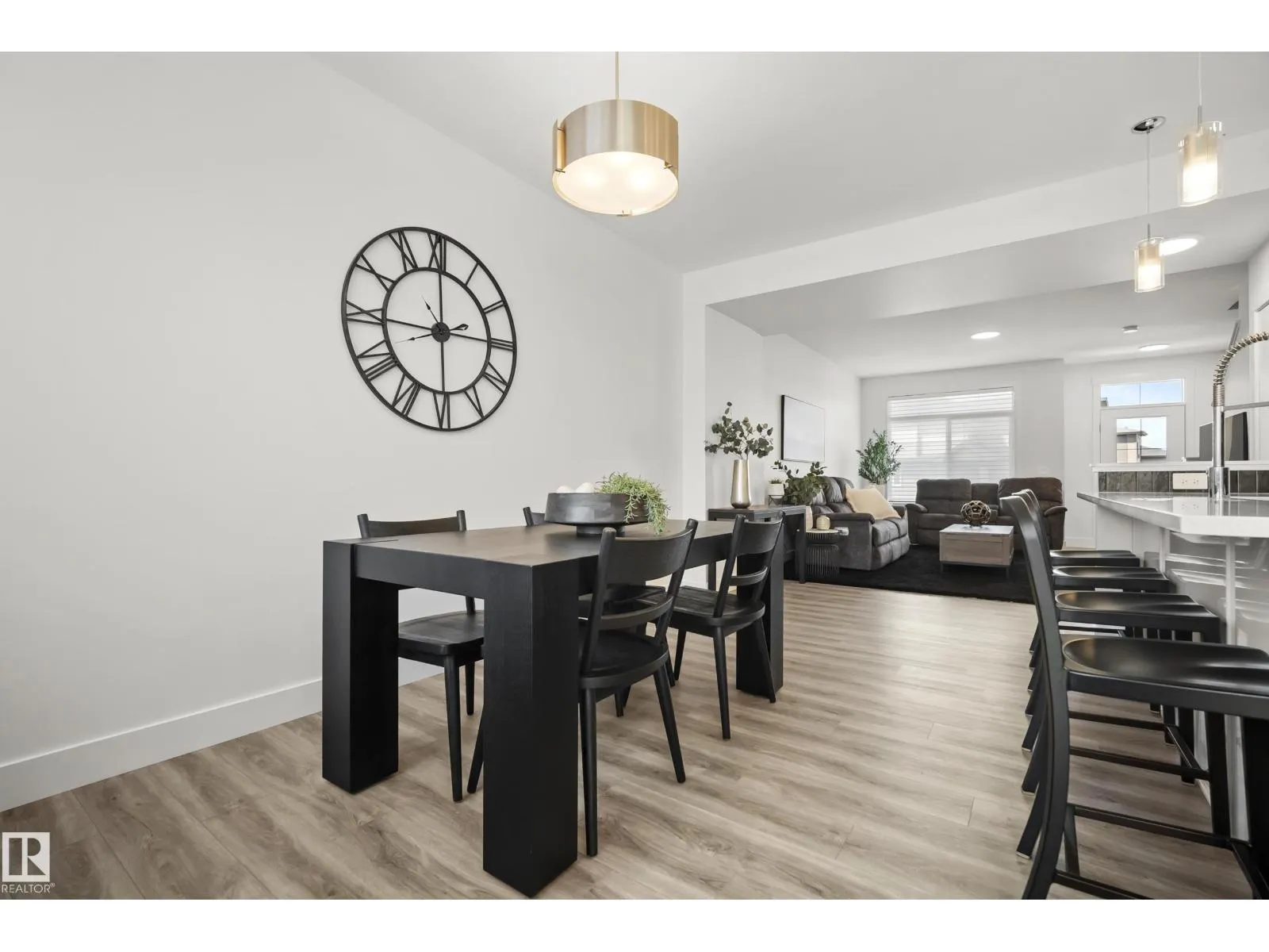 175 KINGLET BV NW