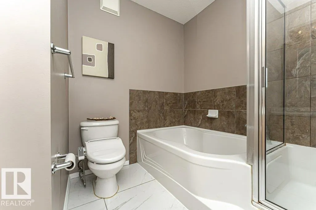 #404 10531 117 ST NW