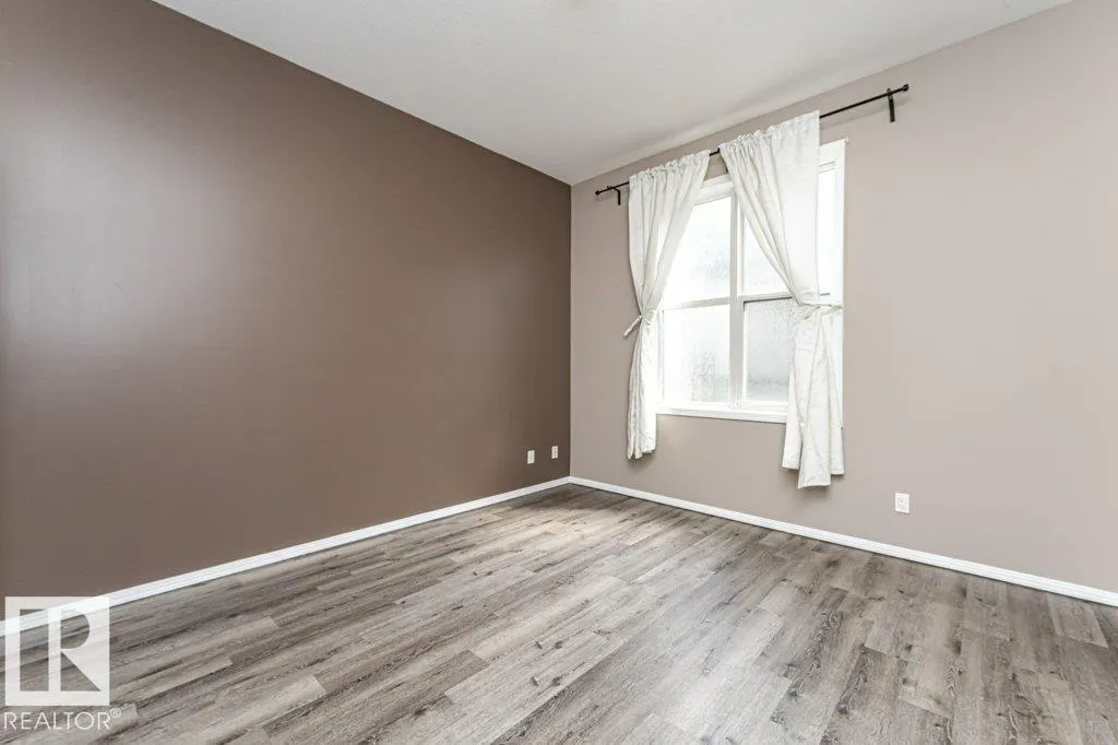 #404 10531 117 ST NW