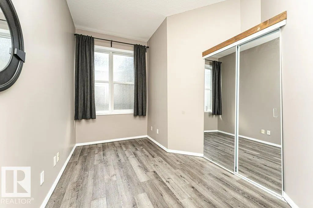 #404 10531 117 ST NW