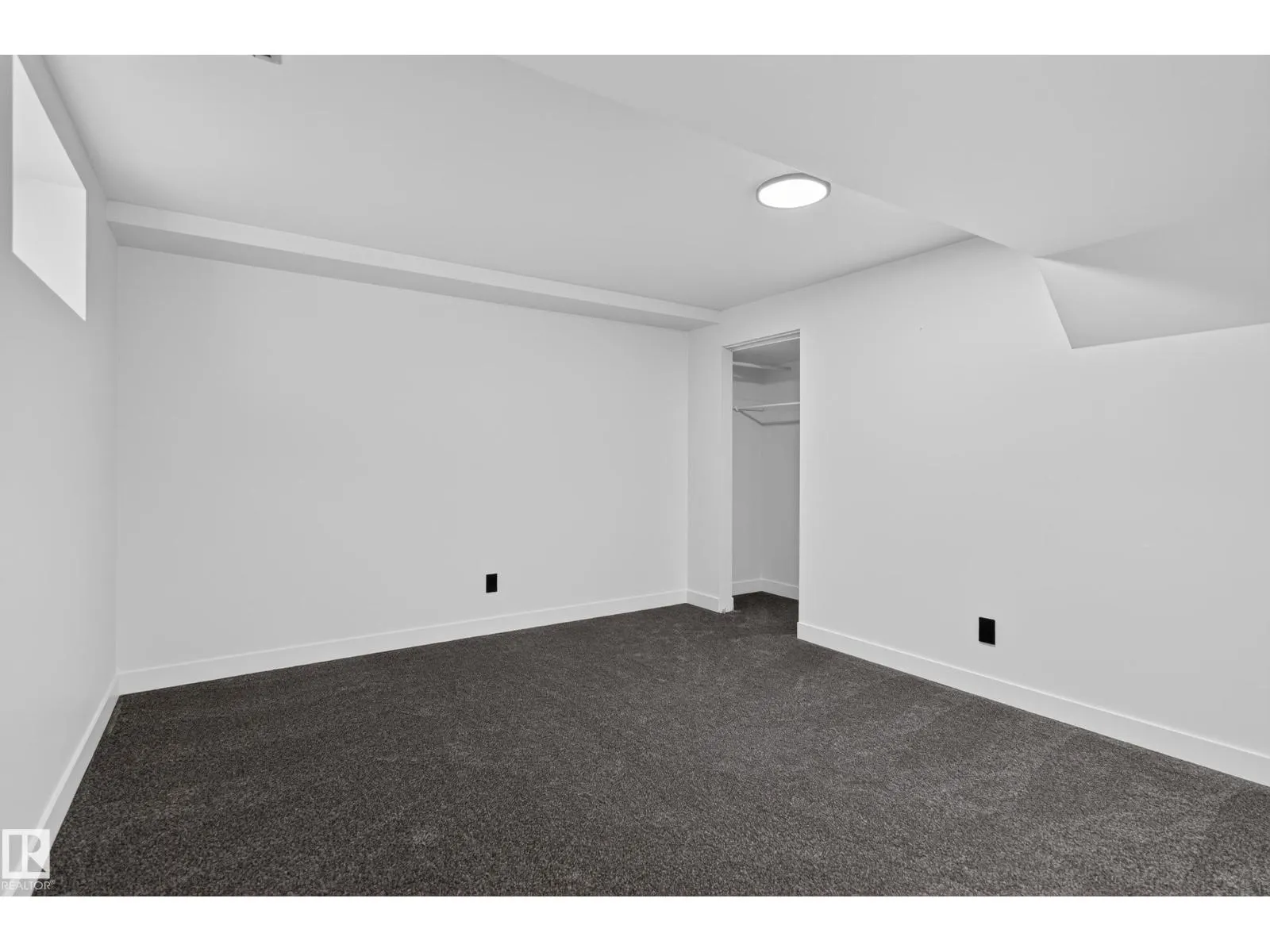 123 WALKER RD NW
