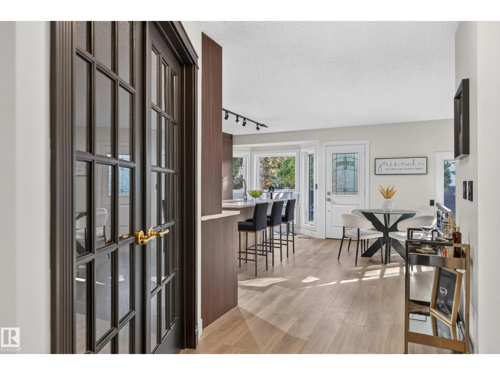 123 WALKER RD NW