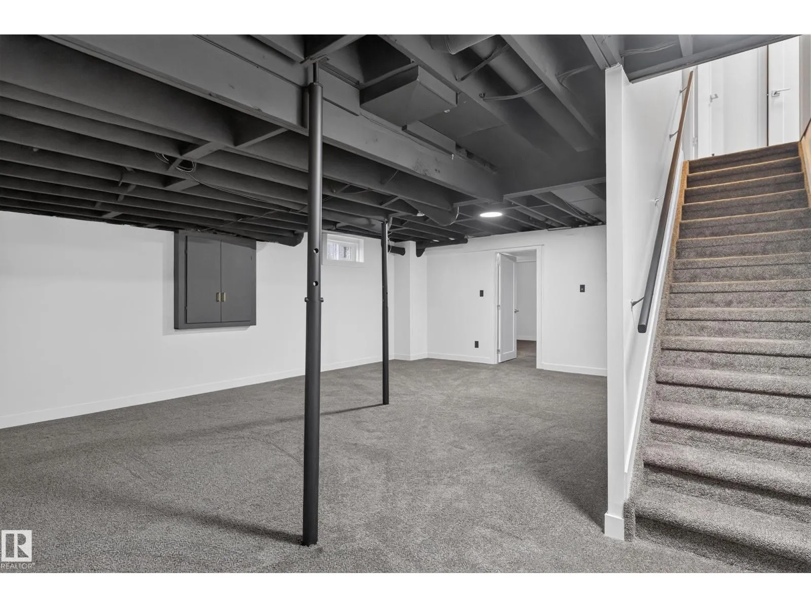 123 WALKER RD NW