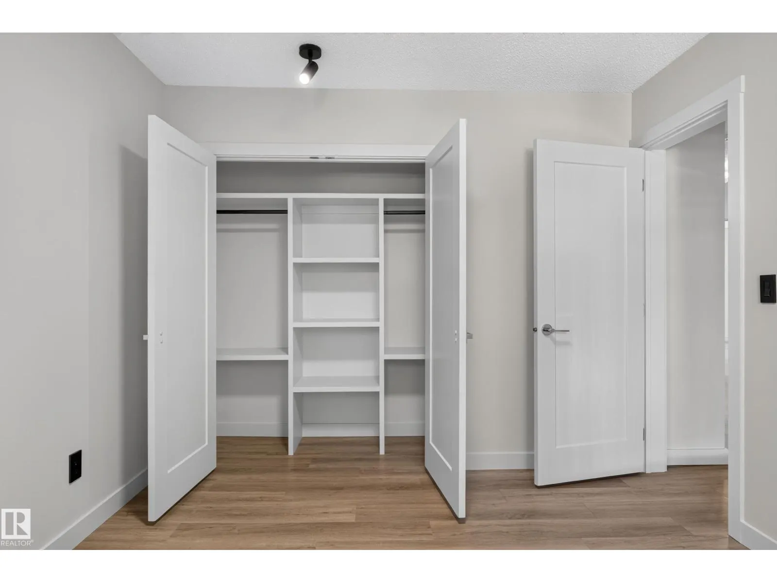 123 WALKER RD NW
