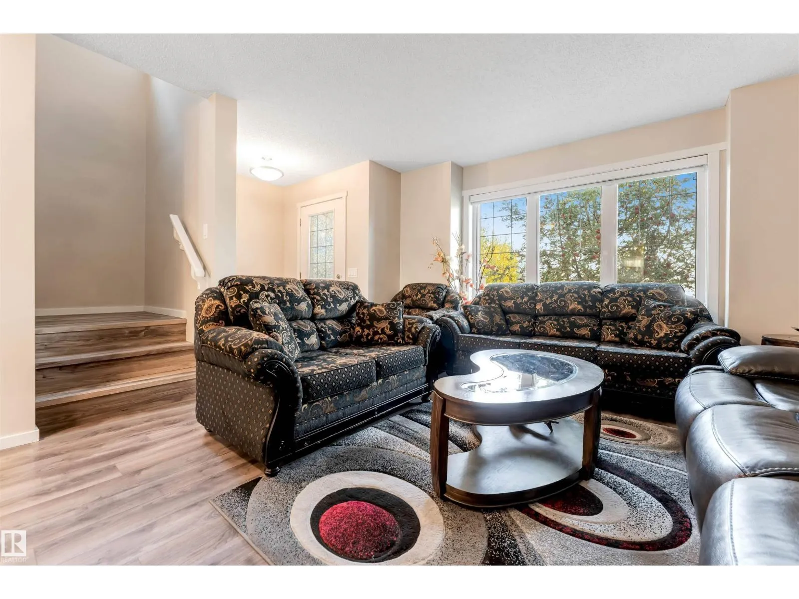 2870 maple WY NW