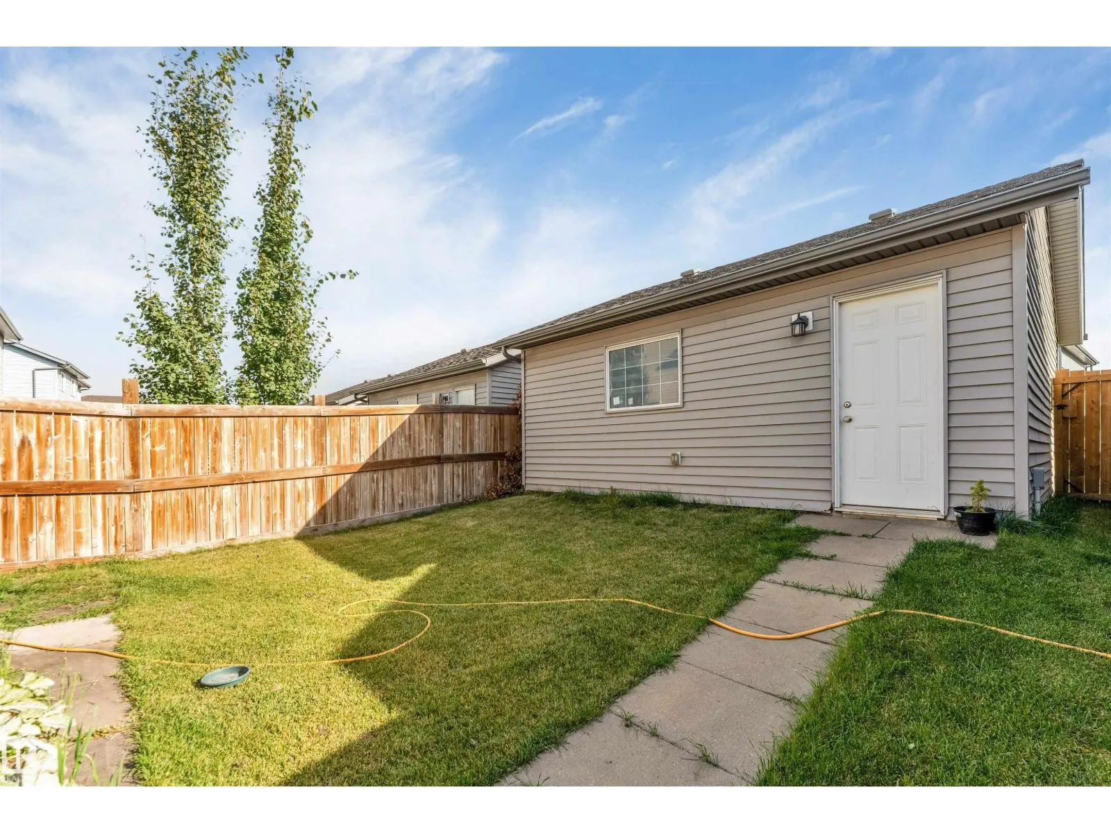 2870 maple WY NW