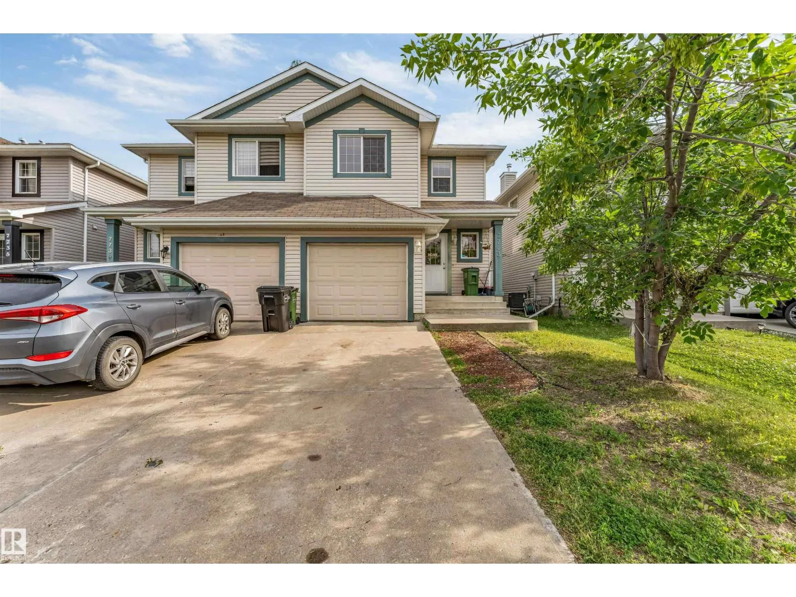 7743 8 AV SW