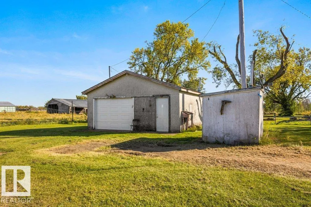 58231 Rge Rd 222