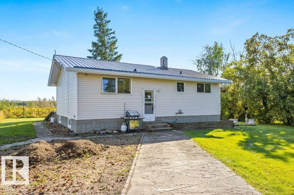 58231 Rge Rd 222