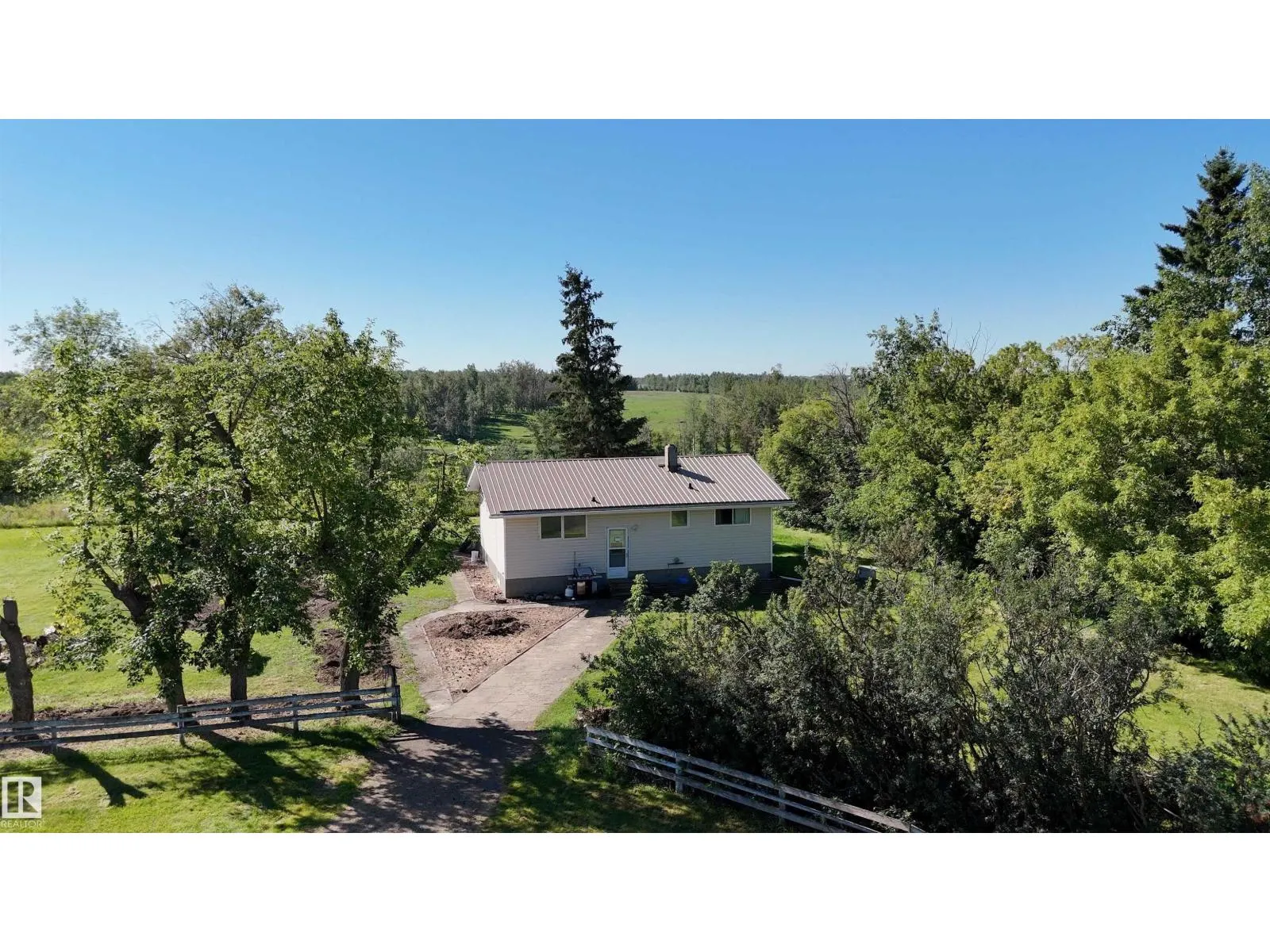 58231 Rge Rd 222