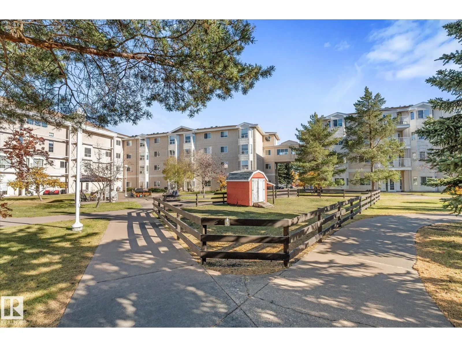 #452 13441 127 ST NW