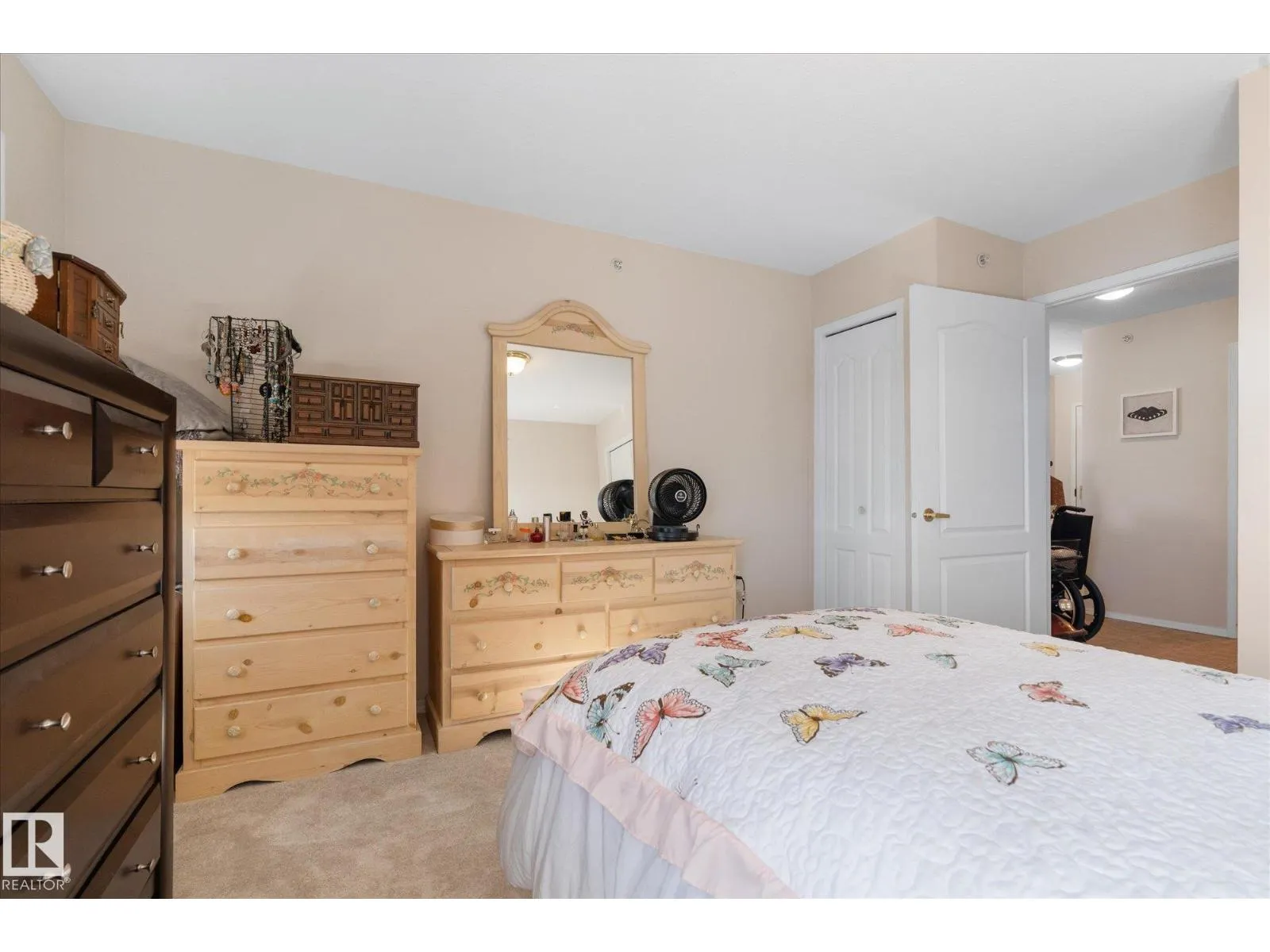 #452 13441 127 ST NW