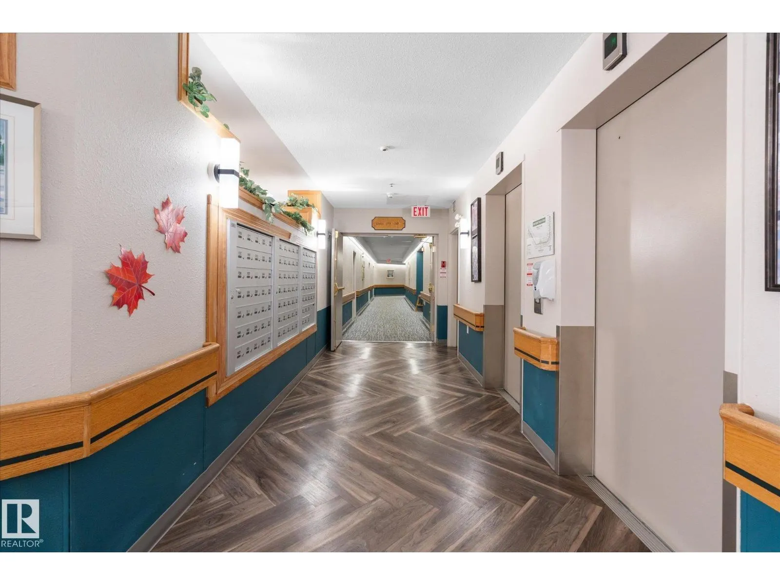 #452 13441 127 ST NW