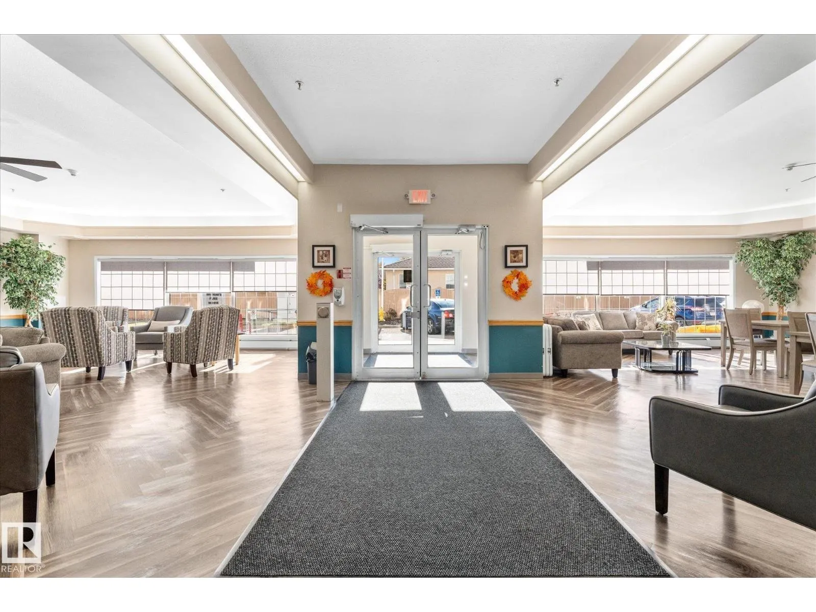 #452 13441 127 ST NW