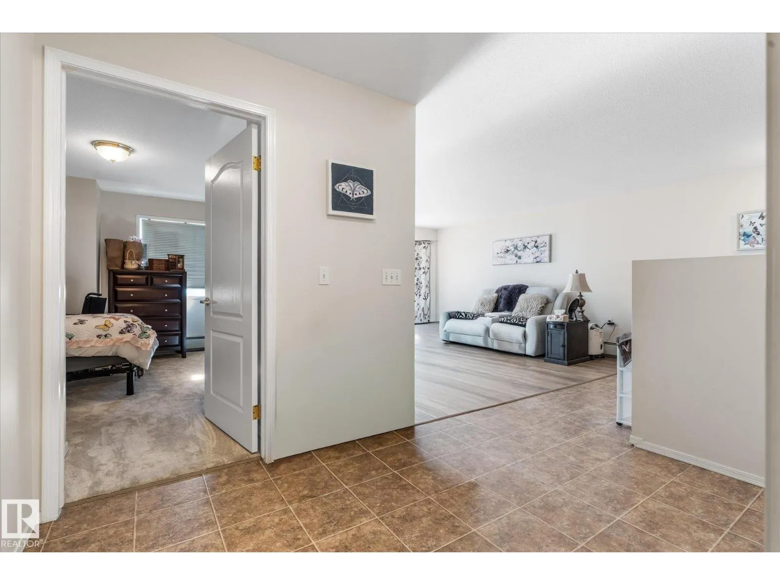 #452 13441 127 ST NW