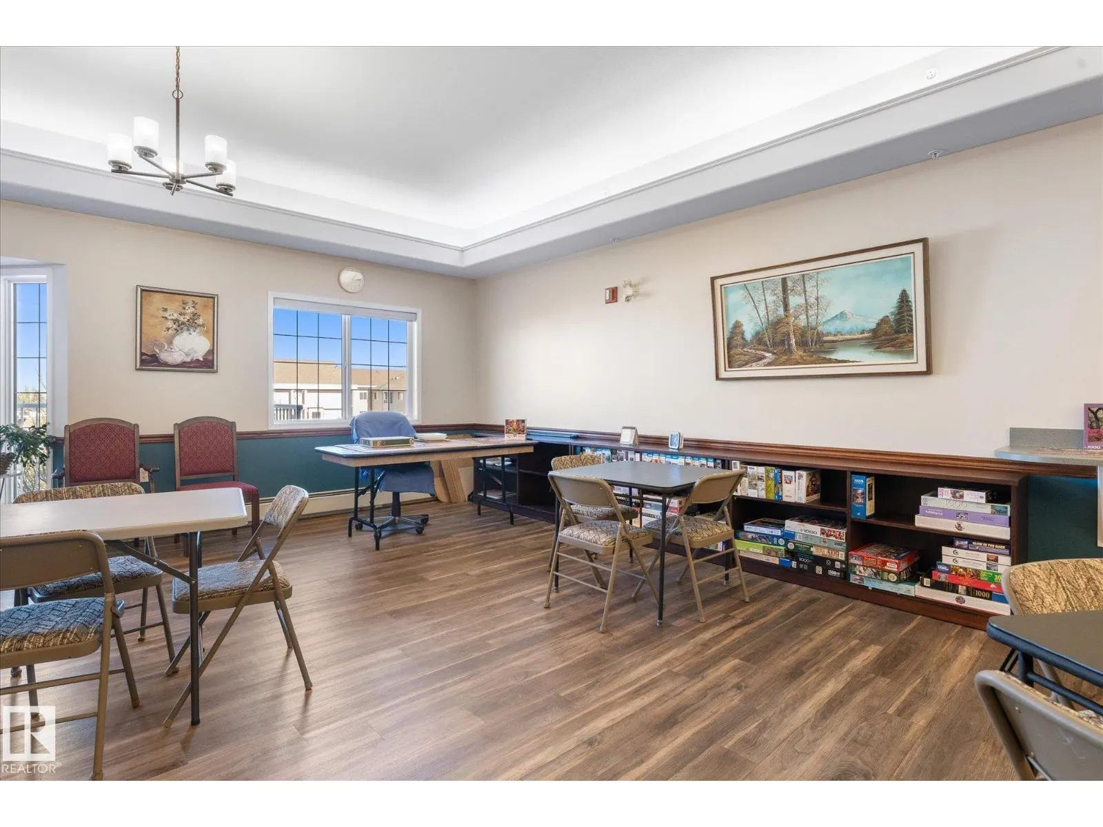 #452 13441 127 ST NW