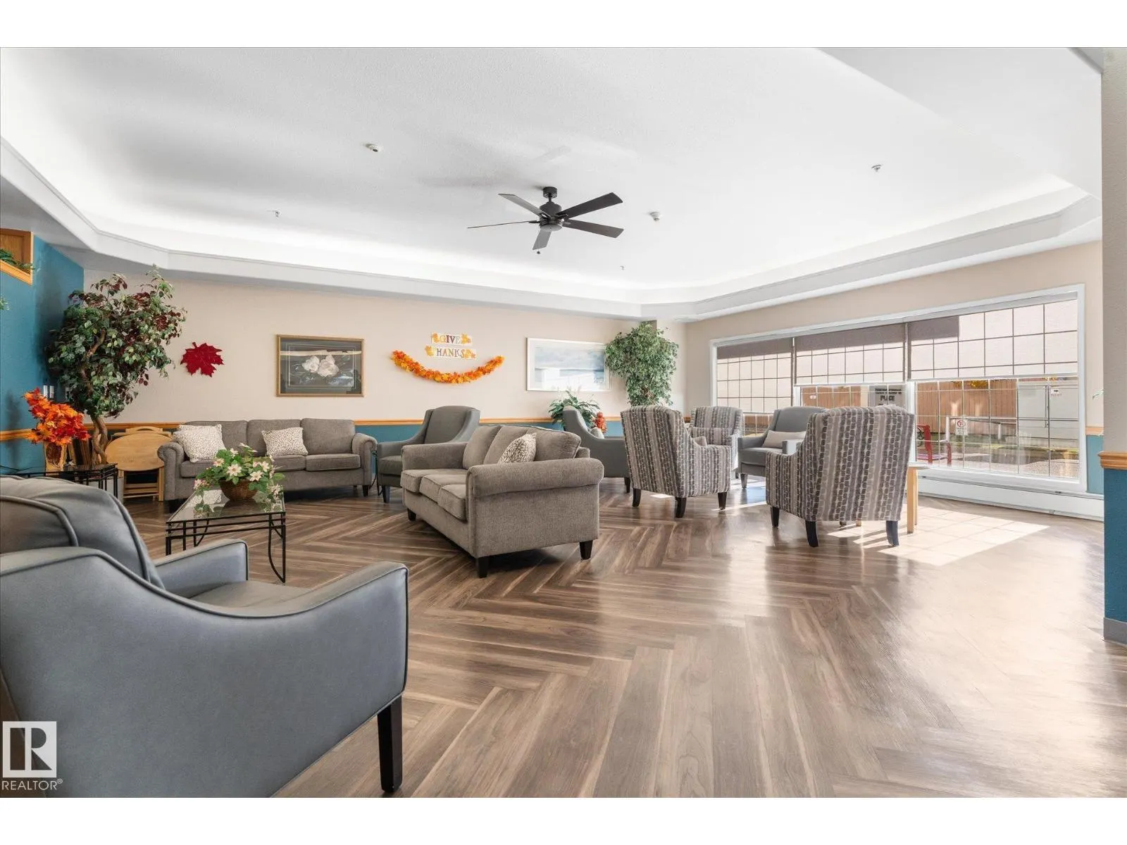 #452 13441 127 ST NW
