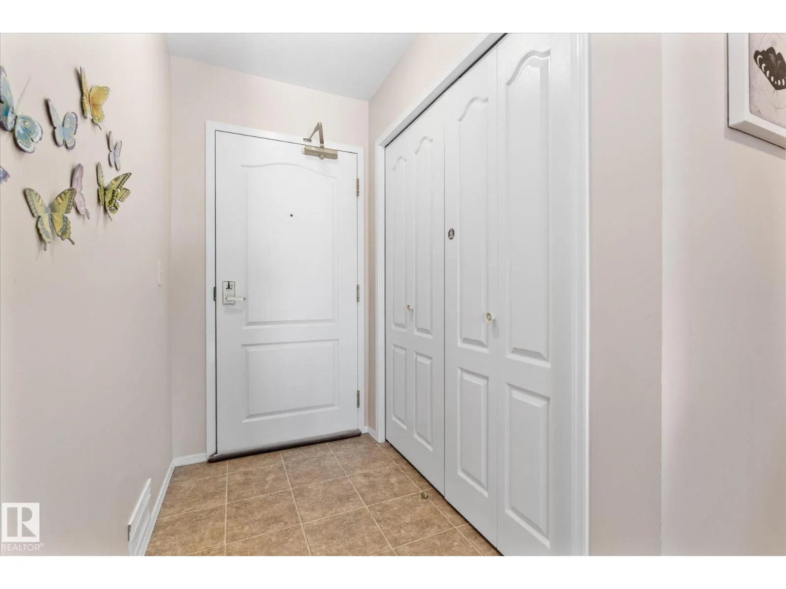 #452 13441 127 ST NW